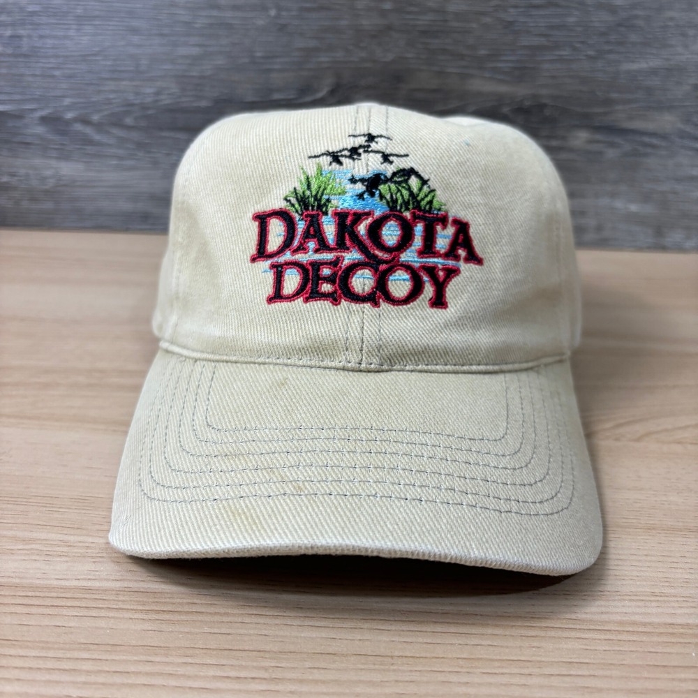 Dakota Decoys Hat Cap Strap Back Brown Tan Hunting Outdoors‎